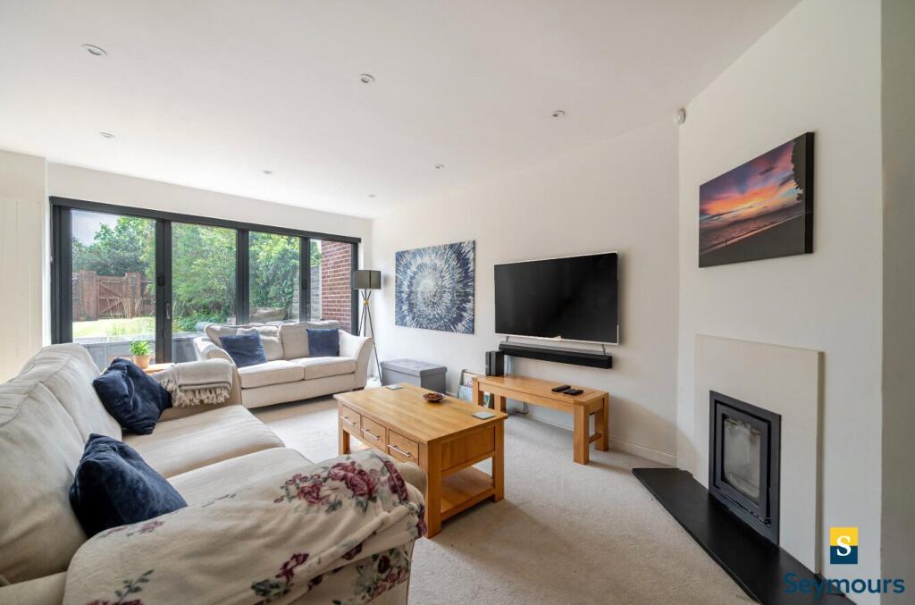 House in Guildford, Boxgrove - View 2