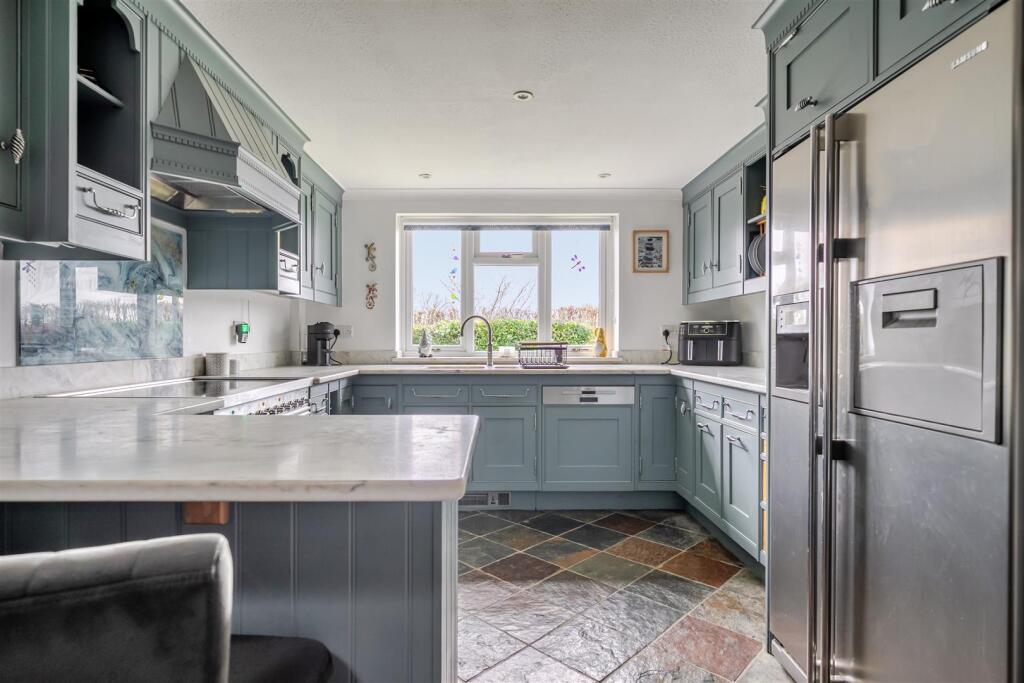 House in Poulshot, Wiltshire - View 3