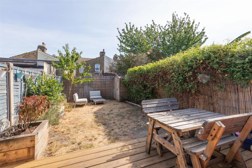 House in London - More