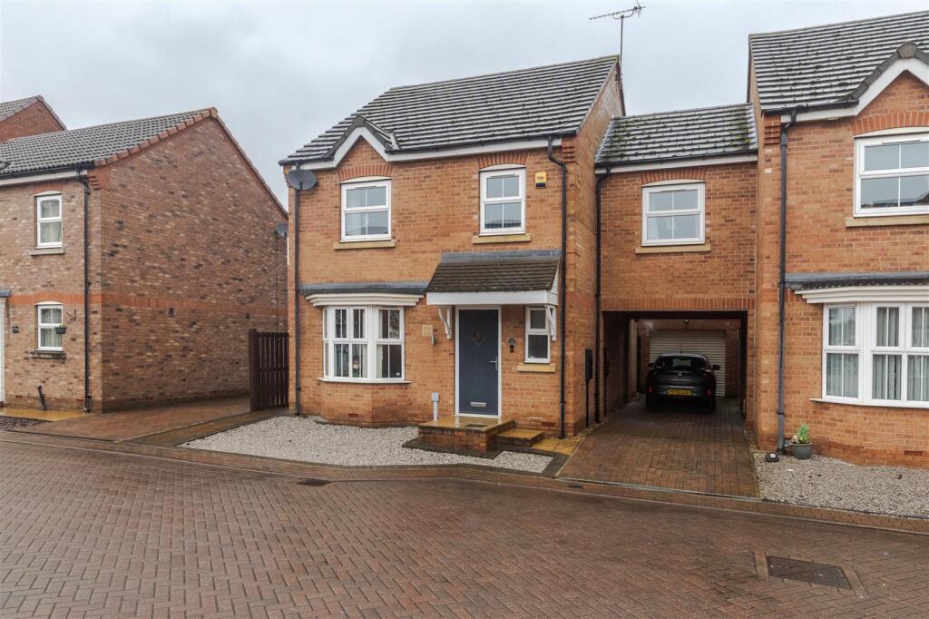 Main image of property: Linnet Garth, Scunthorpe