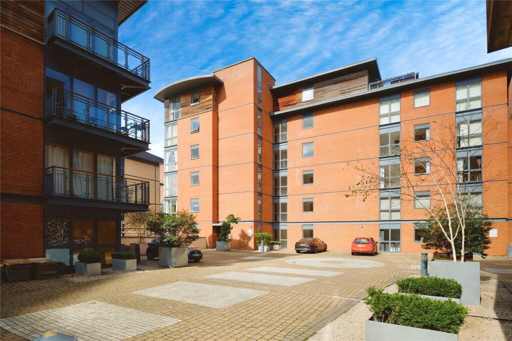 Main image of property: Waterfront Walk, Birmingham, West Midlands, B1