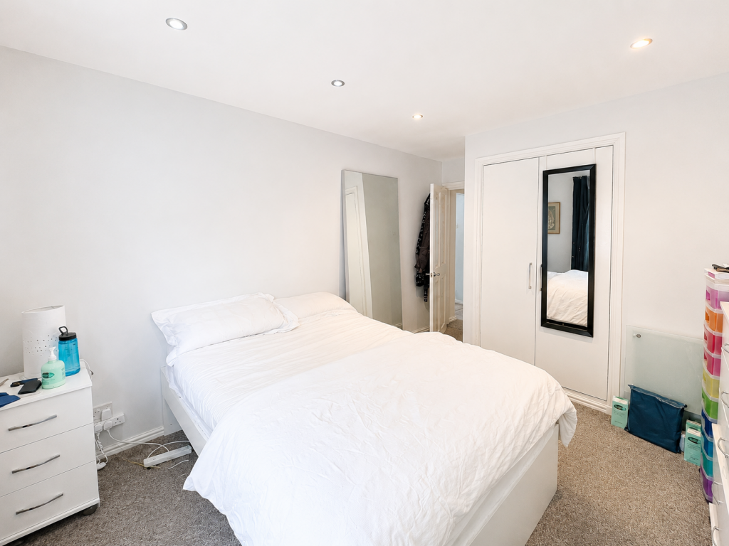Apartment in Manchester - More