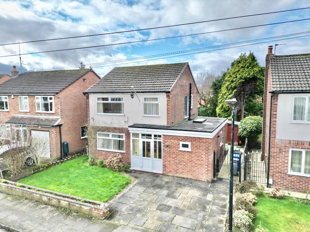 Main image of property: Reading Drive, Sale, Greater Manchester, M33