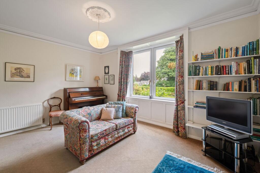 House in Perth - View 5