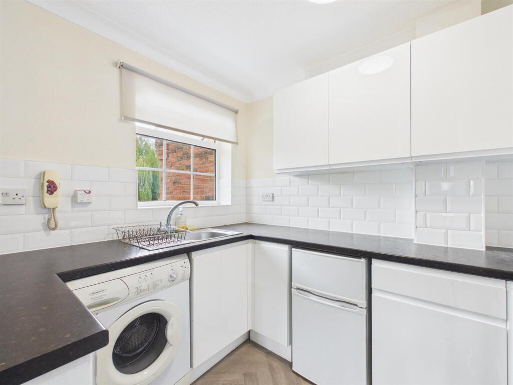 Apartment in Leicester - View 2