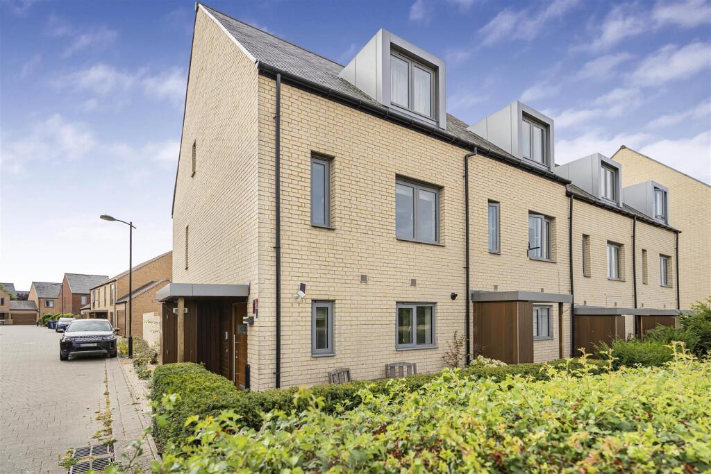 Main image of property: Otter Close, Trumpington, Cambridge