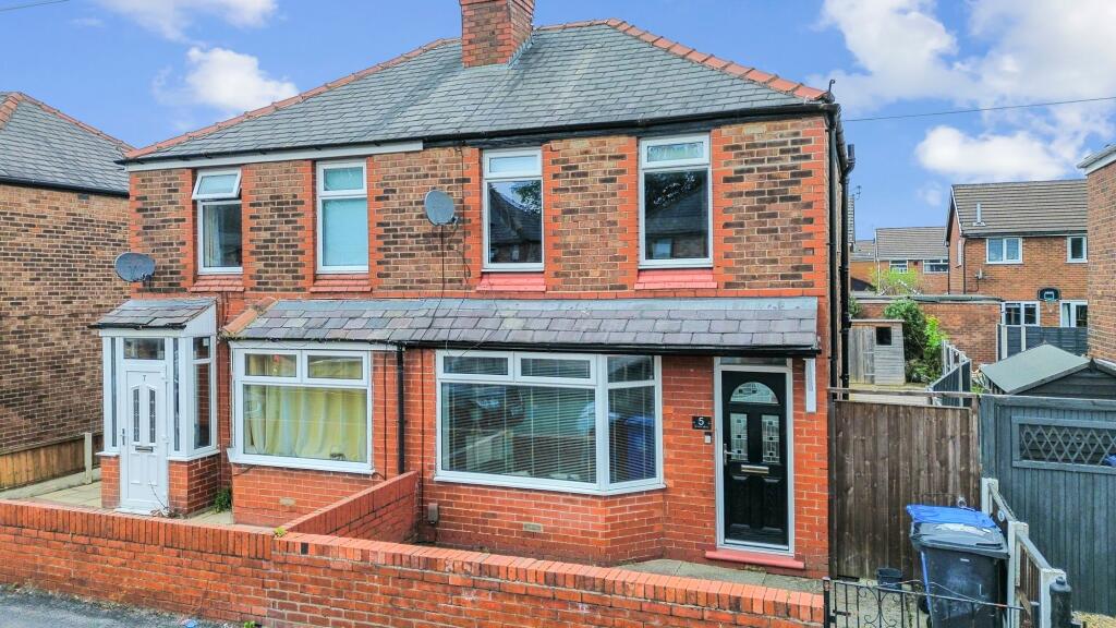 Main image of property: Davenham Avenue, Padgate, WA1