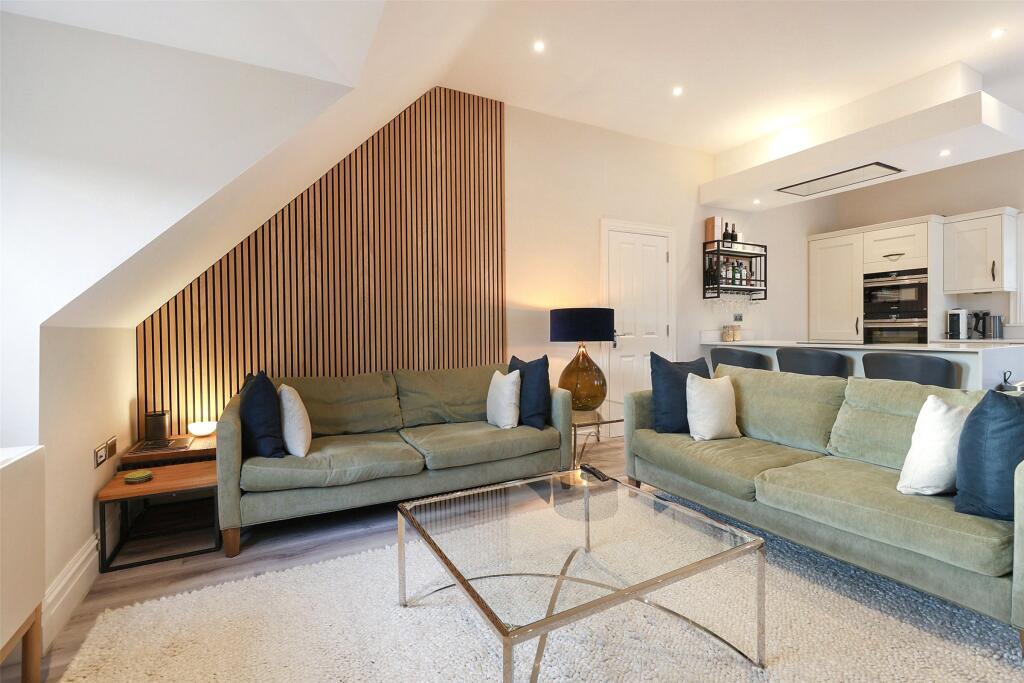 Main image of property: West Street, Reigate, Surrey, RH2