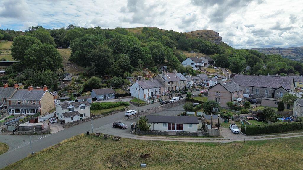 House in Llandudno, Llanddulas and Rhyd-y-Foel - View 4