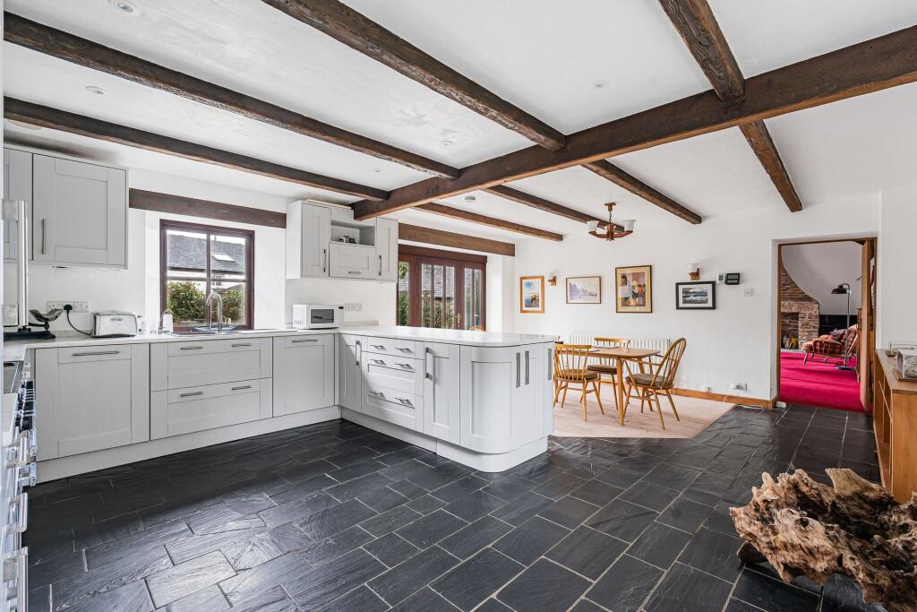 House in Truro - View 5