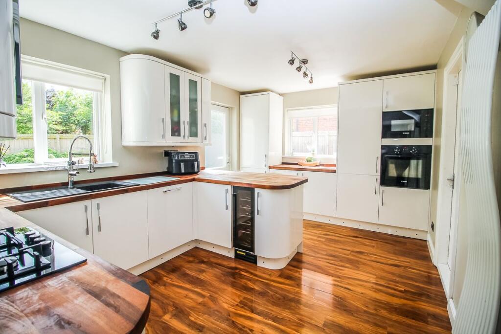 House in Sunderland, Washington - View 5