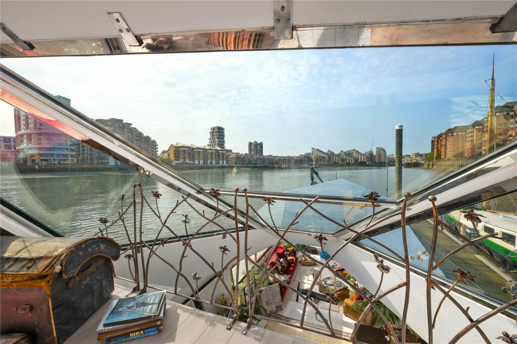 House in London, Sands End, Fulham - View 4