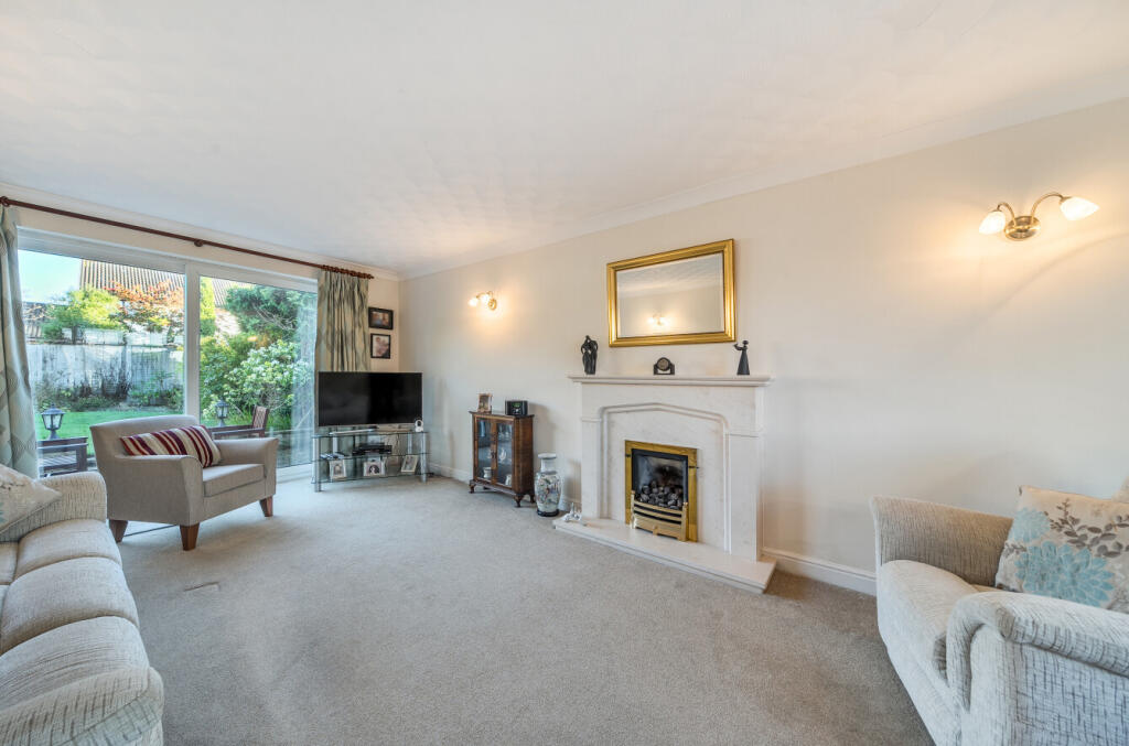 Norwood Drive, Chester, Cheshire photo 3