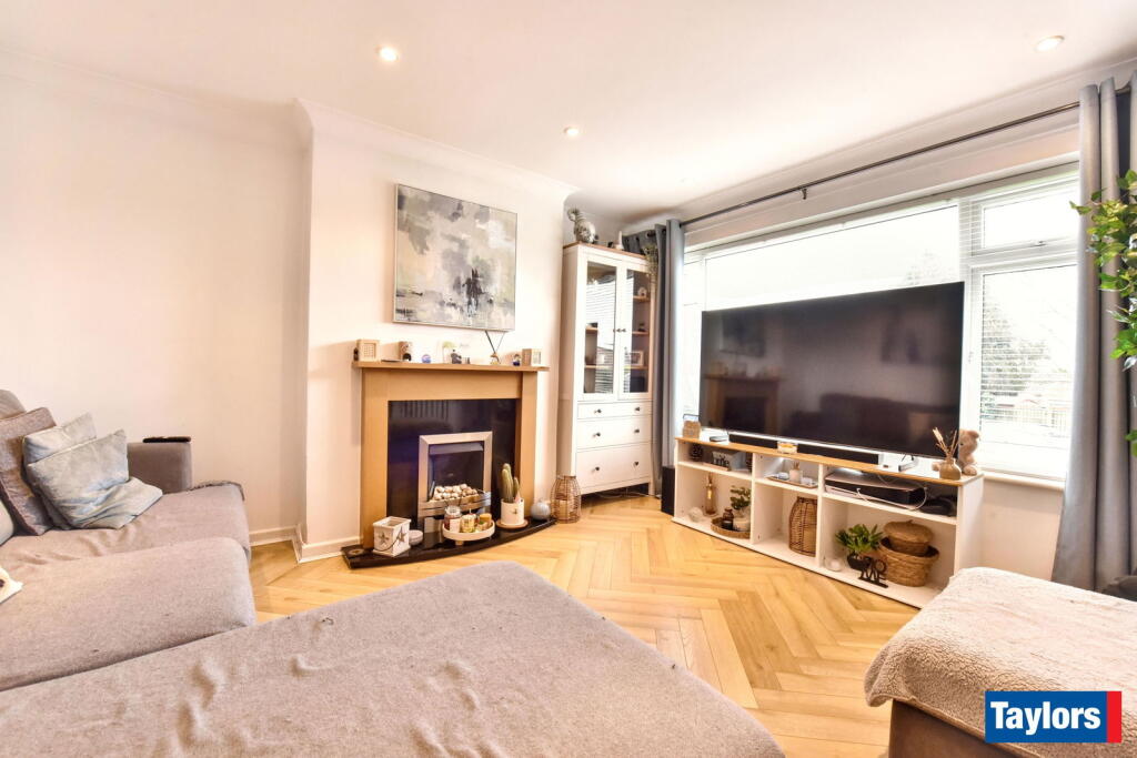 KINGSWINFORD, Lowe Drive - View 2