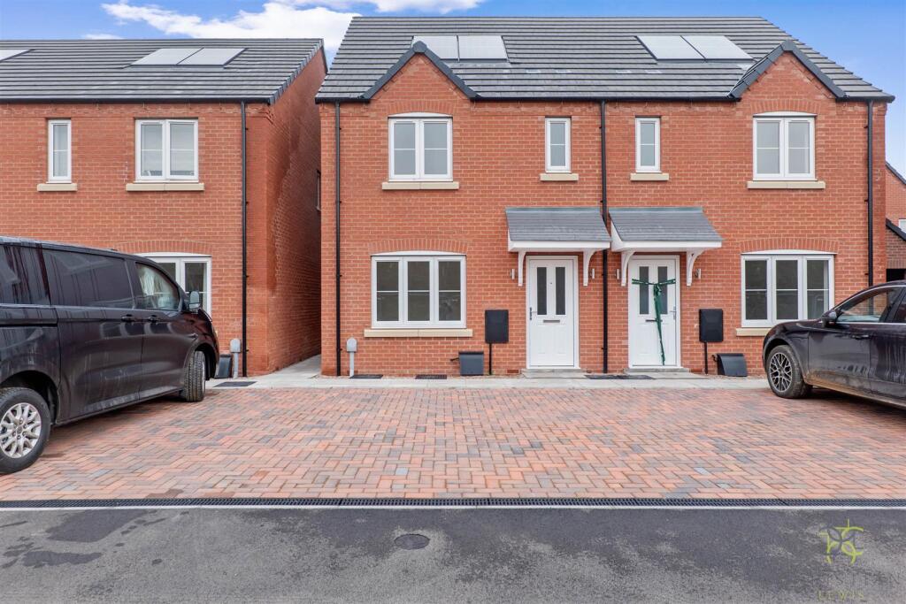 Main image of property: Long Hill Fields, Long Marston, Pebworth