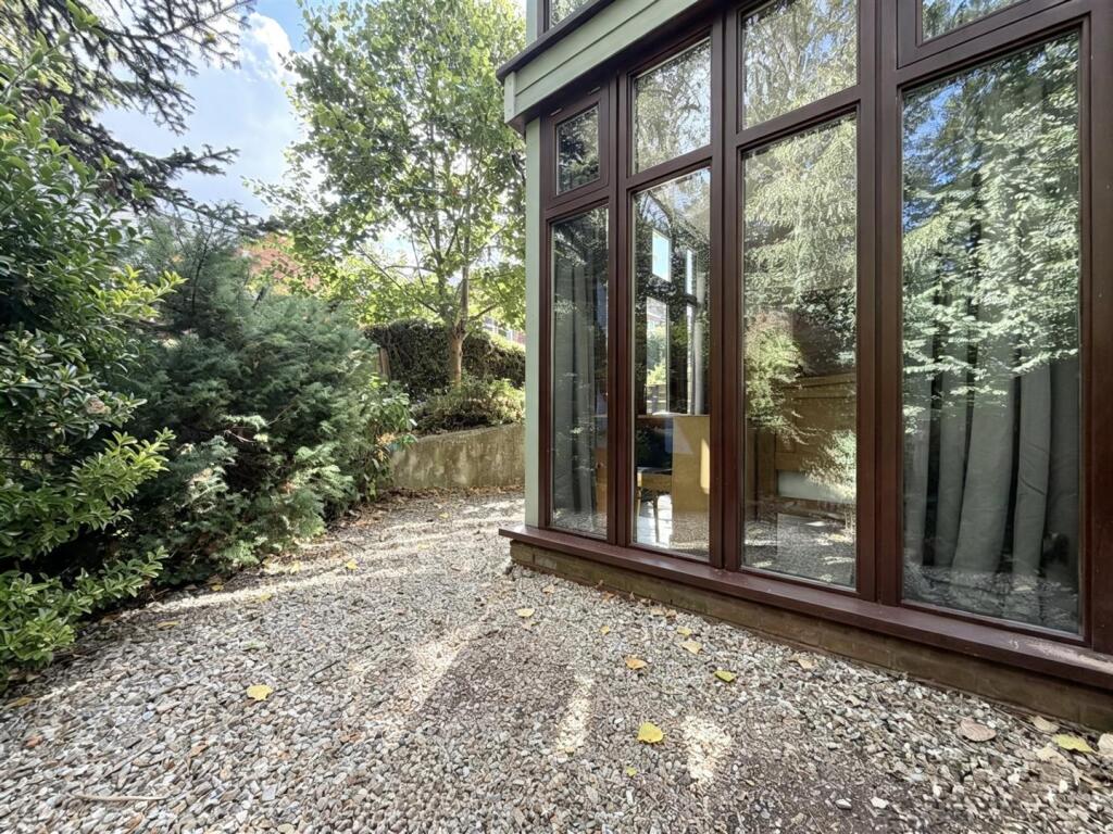 House in Exeter - View 4