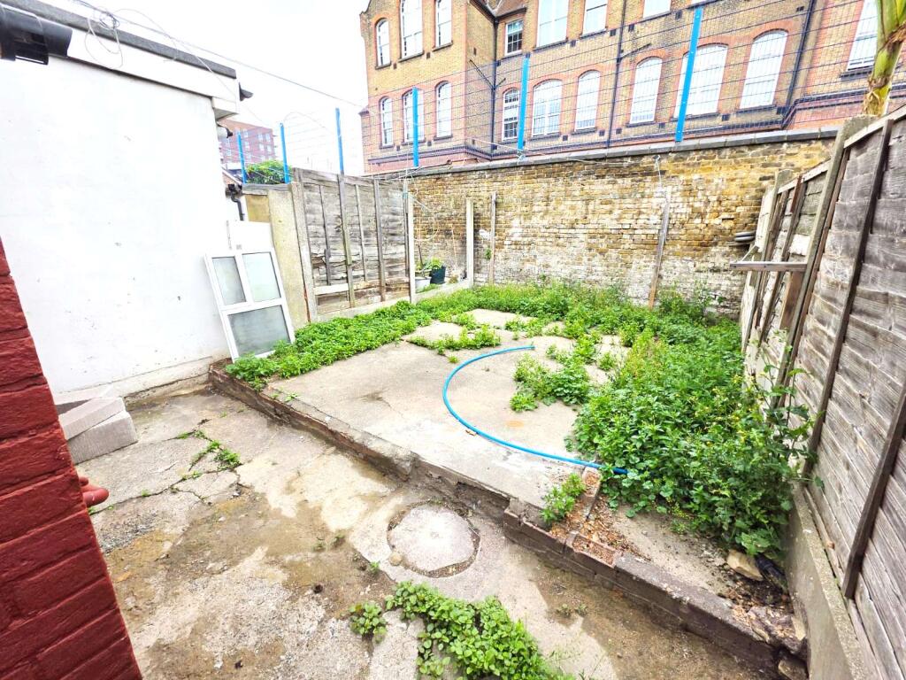 3 bedroom terraced house for rent