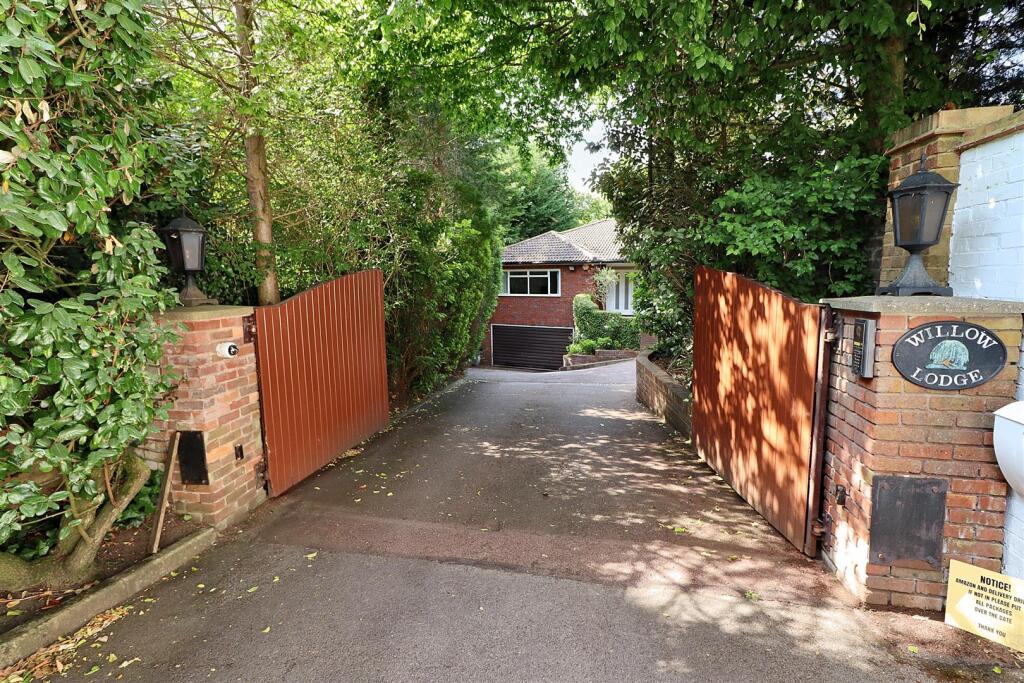 Main image of property: Barnet Lane, Elstree, Borehamwood