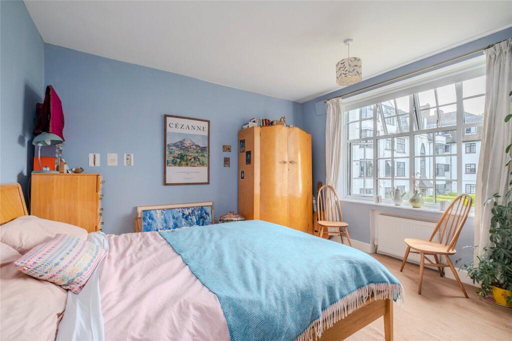 Apartment in London - View 4