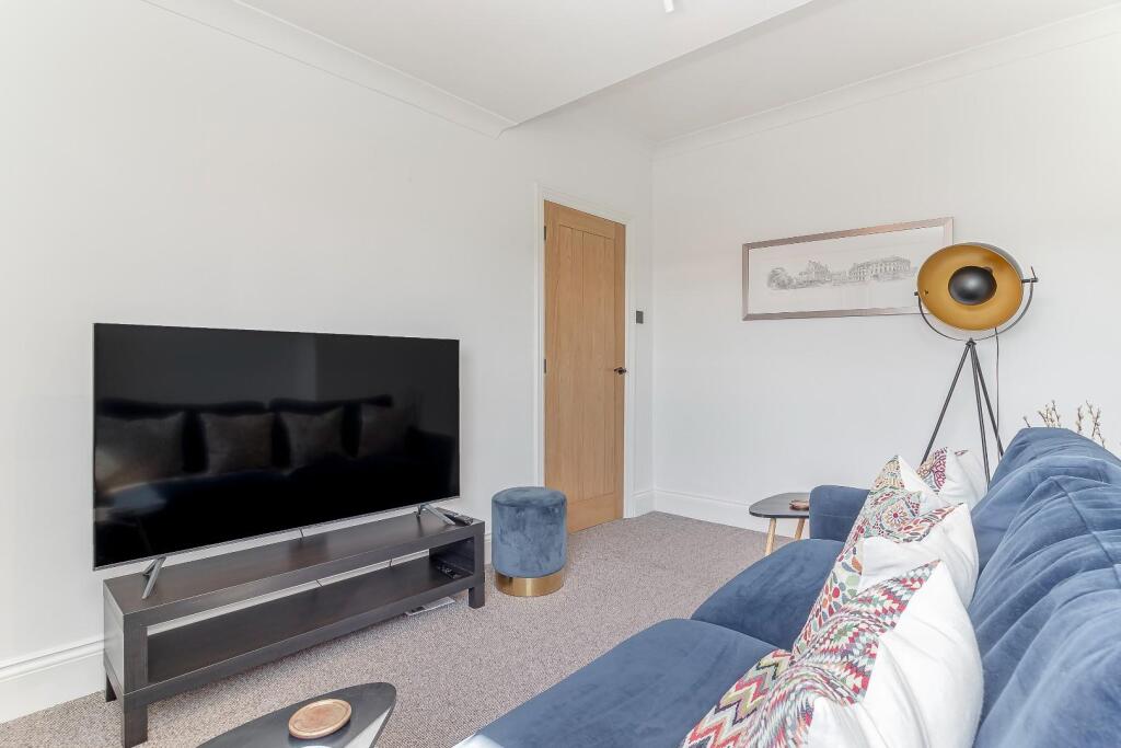 Apartment in Harrogate - View 5