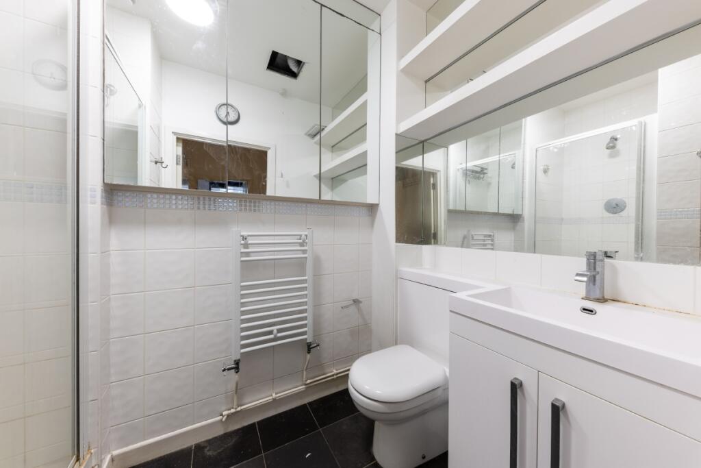 1 bedroom maisonette for rent