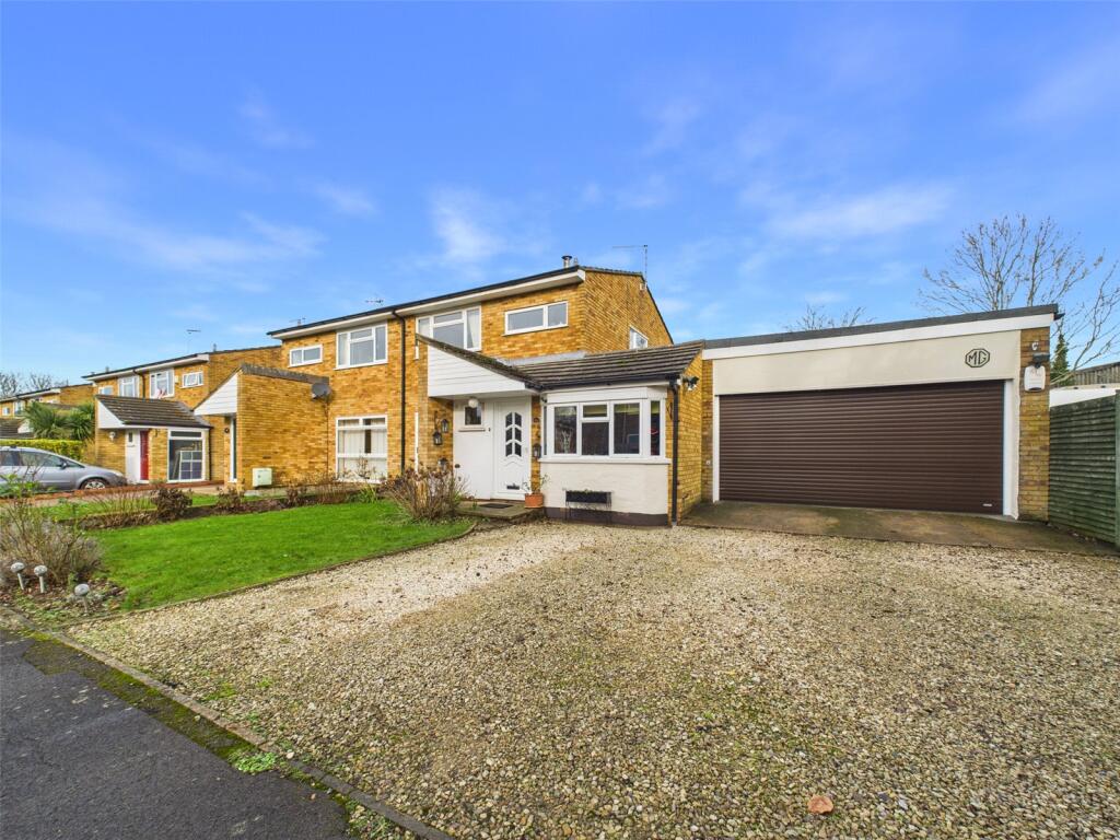 Main image of property: Penley Close, Chinnor, Oxfordshire, OX39