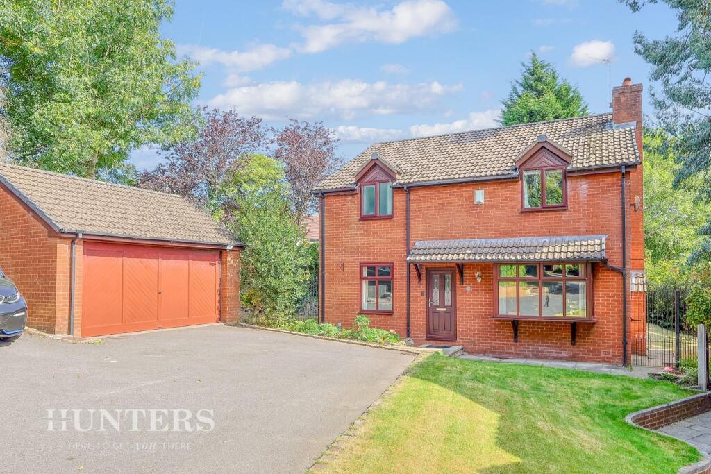 Main image of property: Packwood Chase, Chadderton, Oldham
