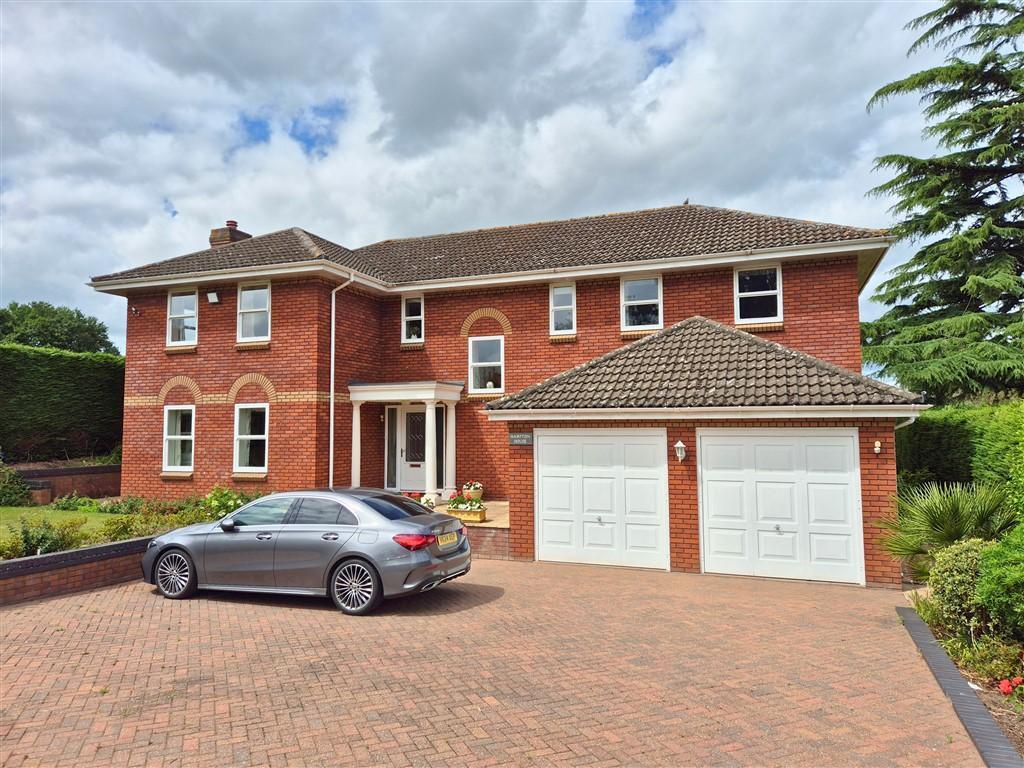 4-bed detached on Hereford Road, Leominster, Herefordshire, HR6 8JU, £670,000