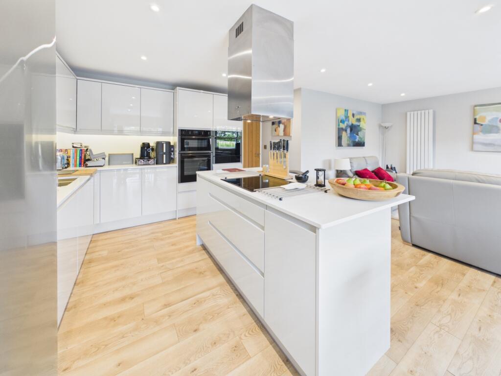 House in Sheffield - View 4