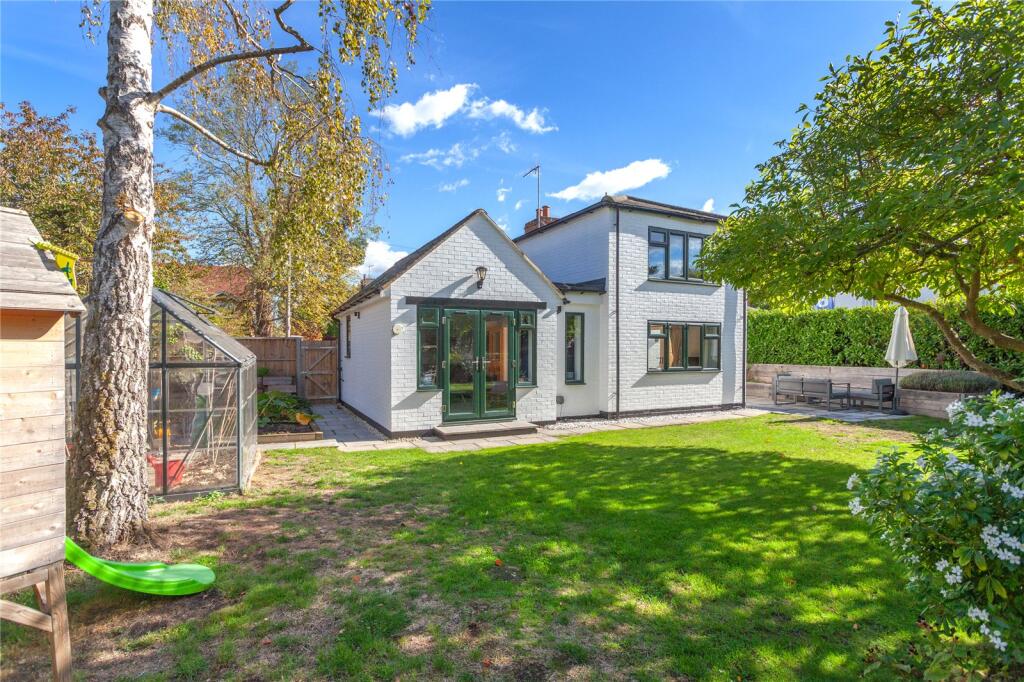 House in Waltham St Lawrence, Shurlock Row - View 2
