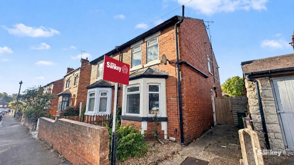 3-bed semi-detached on Morven Avenue, Mansfield Woodhouse, NG19, £160,000