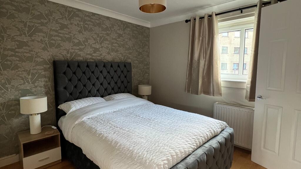 Apartment in Glasgow, Kingston - View 5
