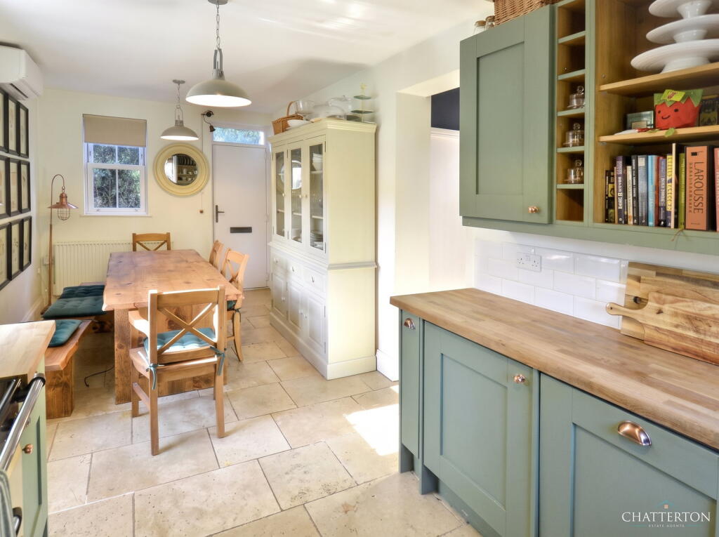 House in Evesham, Offenham - View 4