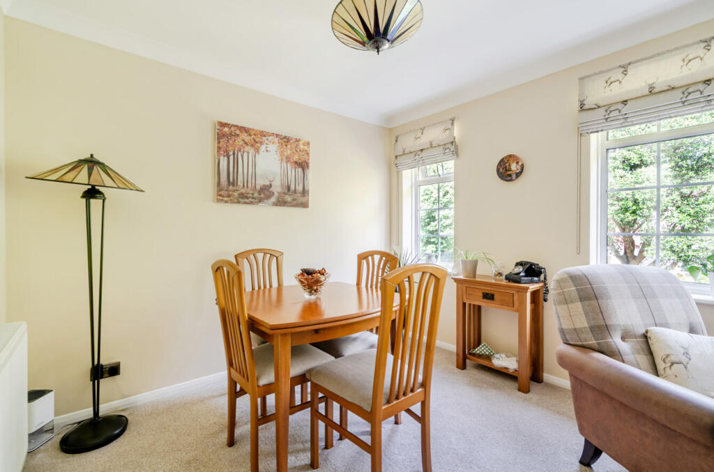 Mill Road, Worthing, West Sussex, BN11 photo 3