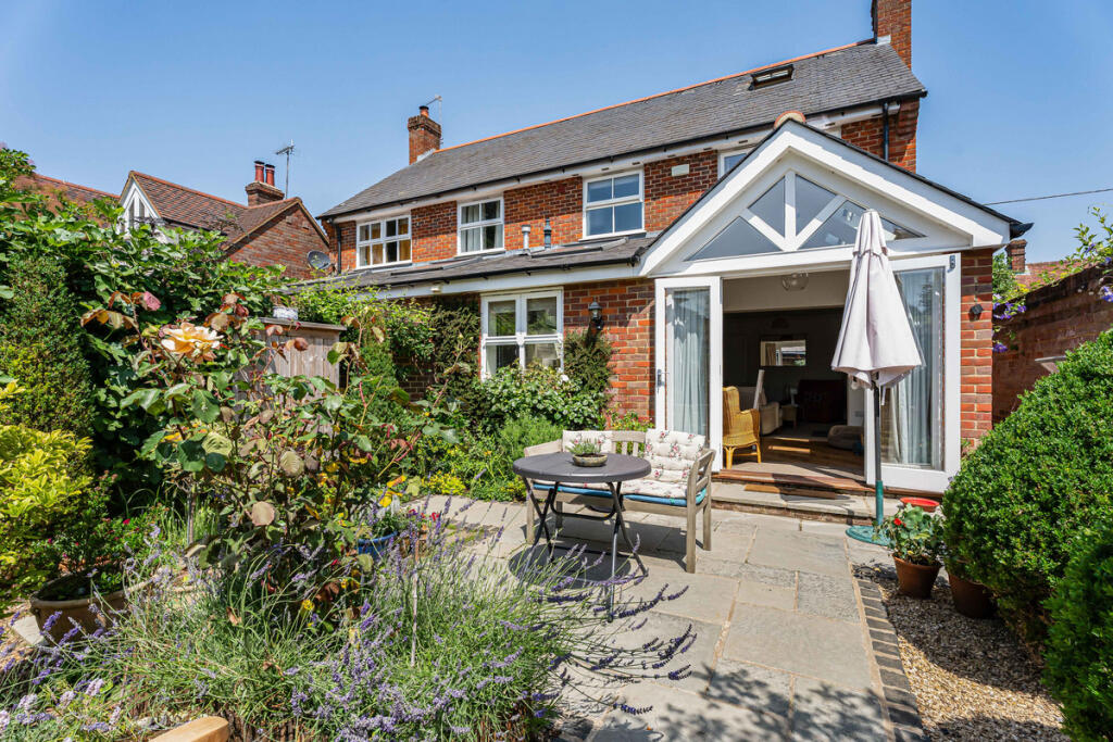 Main image of property: Cuxham Road, Watlington, OX49