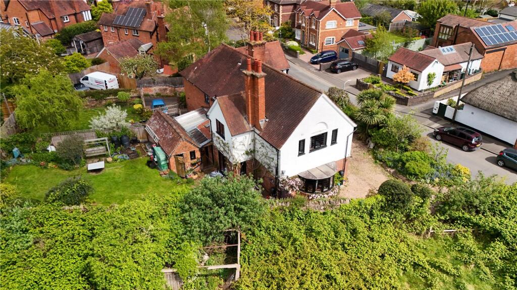 Court Road, Malvern, Worcestershire, WR14 photo 2