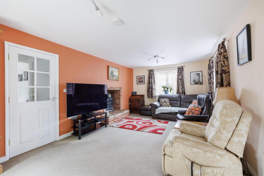 House in East Suffolk, Holton - View 5