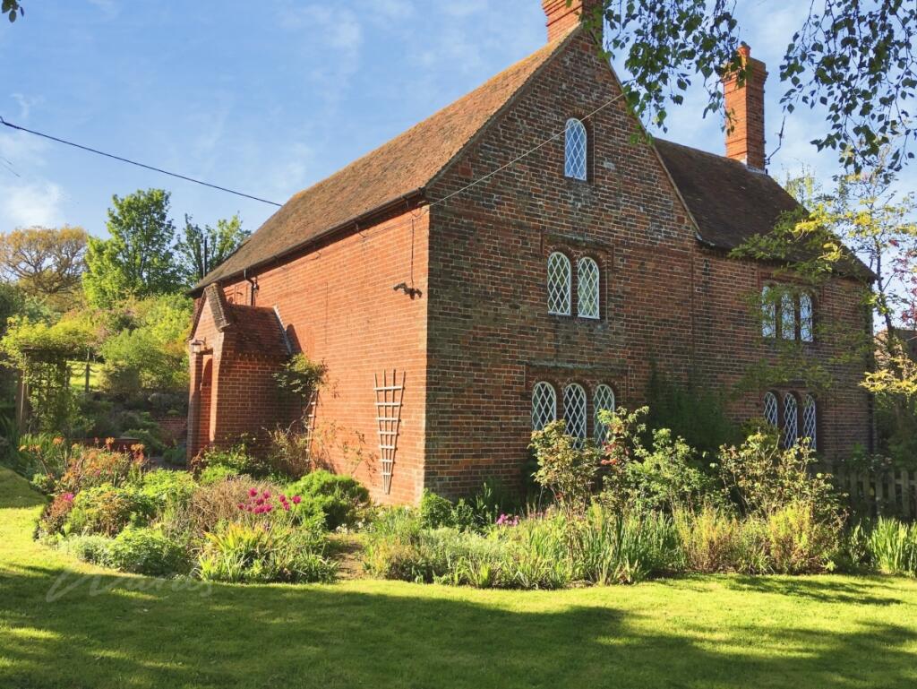 Main image of property: The Street Goodnestone CT3