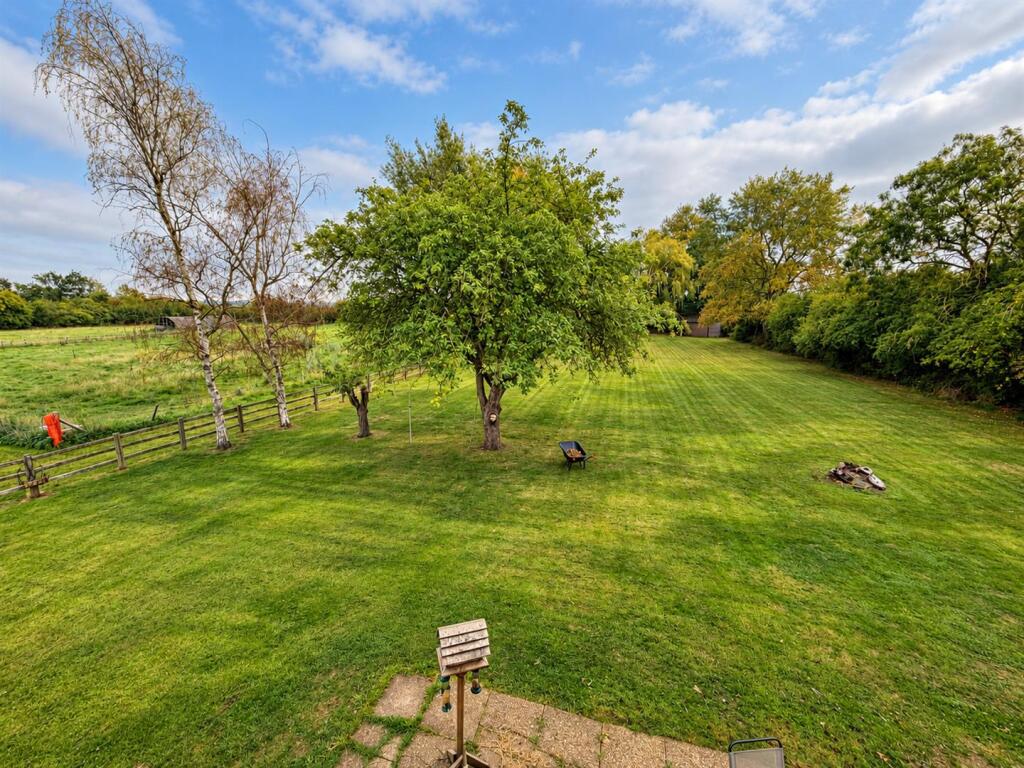 Ryecroft, Welbourn Road, Brant Broughton, Lincoln photo 4