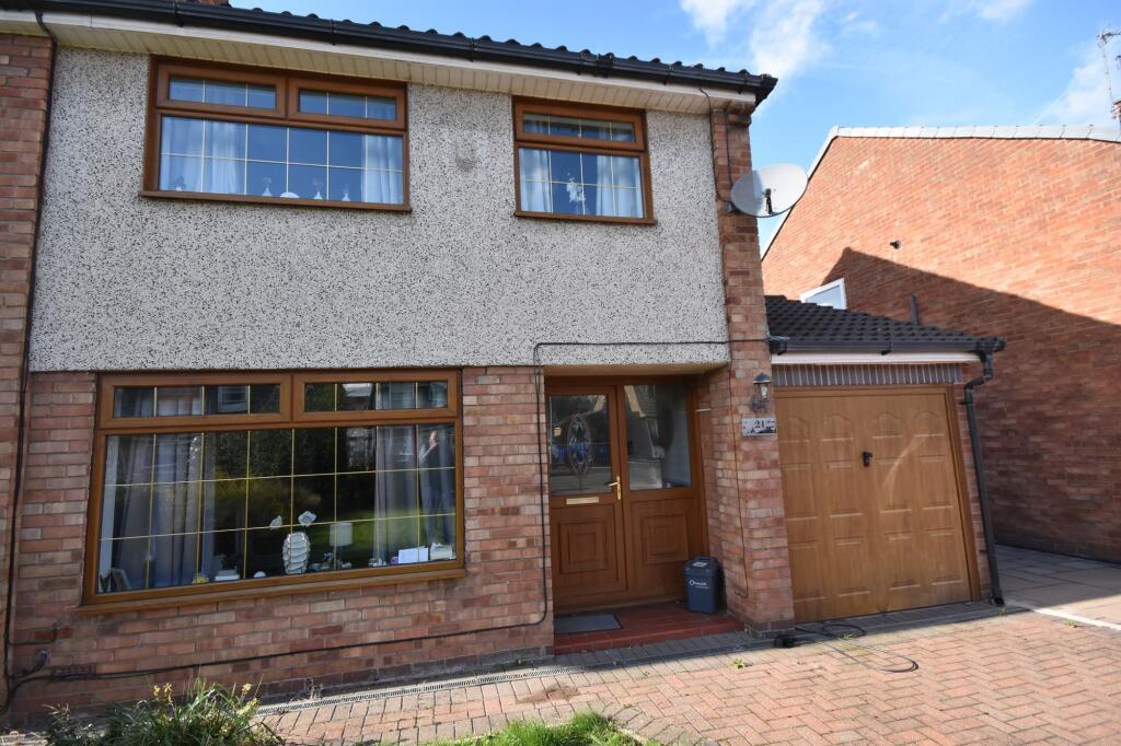 Main image of property: Duncansby Crescent, Great Sankey, WA5