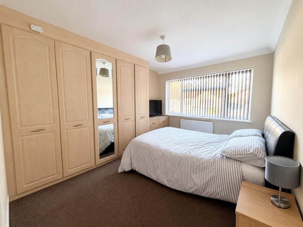 House in Spelthorne, Surrey - View 2
