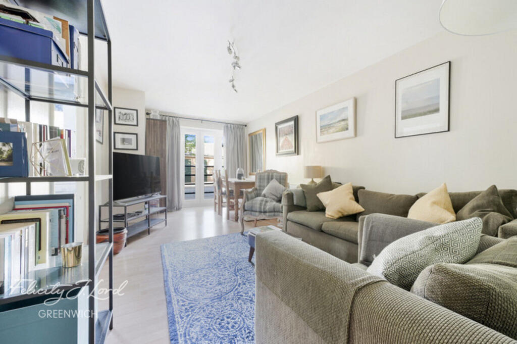 Apartment in London, Millennium Quay, Greenwich Peninsula - More