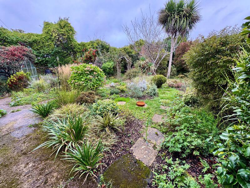 Robert Cecil Avenue, Mansbridge, Southampton, SO18 photo 4
