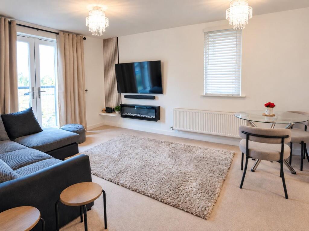 Apartment in Northampton - View 2
