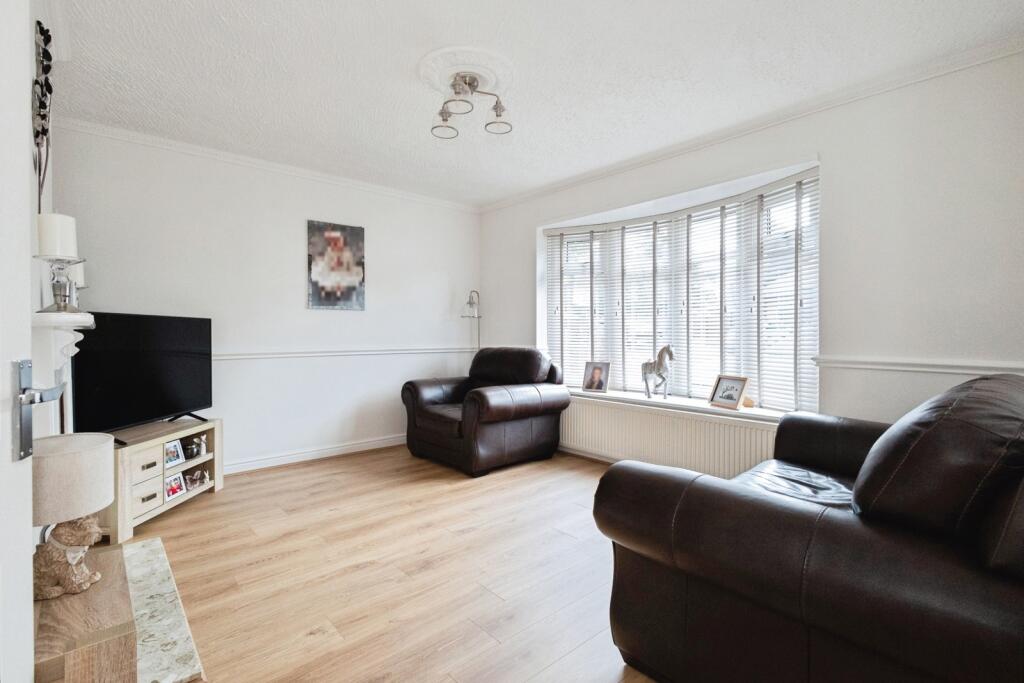 House in Tameside, Greater Manchester - View 3