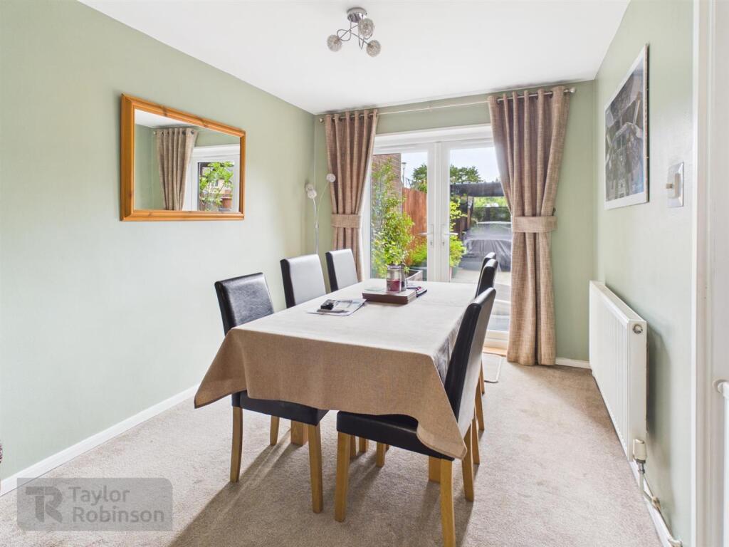 House in Crawley, West Sussex - View 3