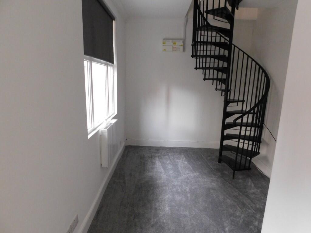 8Wentworth Road, Leicester, Leicestershire, LE3 photo 5