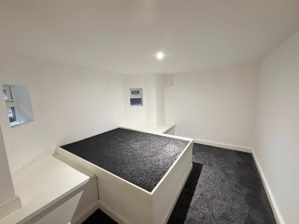Flat 4, 90 Victoria Road, Sutton Coldfield, B72 1SN – pohled 5