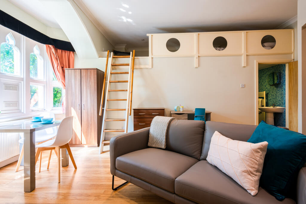 Main image of property: HYDE TERRACE, Leeds