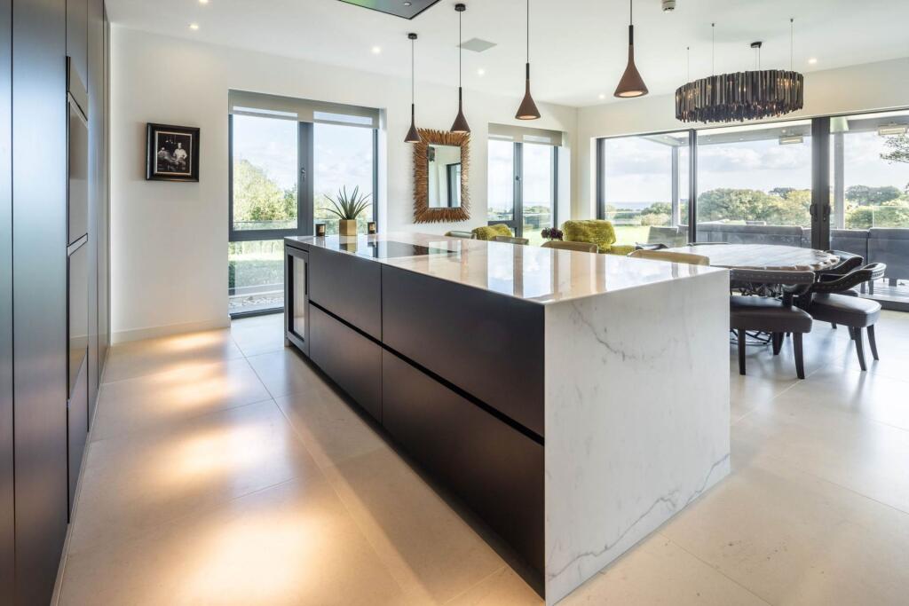 House in Stanley, West Shield Row Villas - View 5